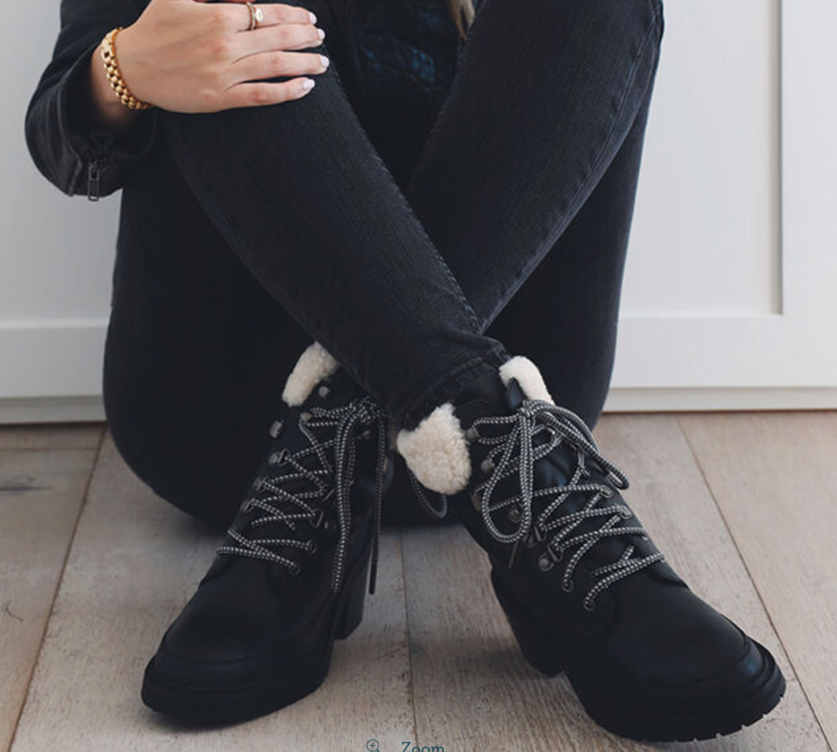 Okab Hi Womens Deluxe Wool Boot - Black