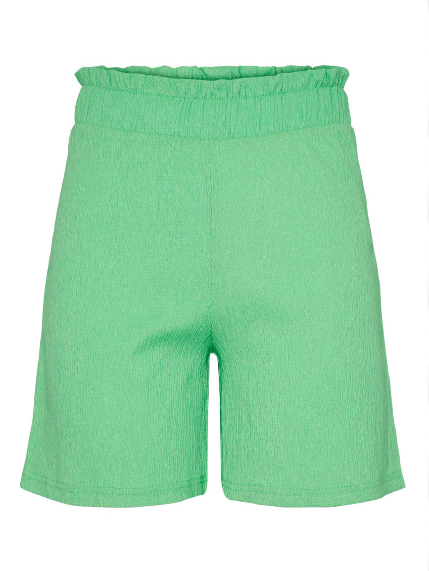 PCLUNA FRILL SHORTS - Irish Green
