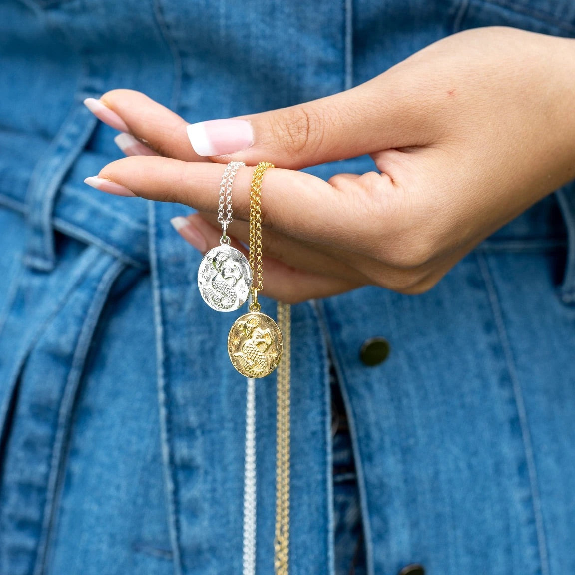 Capricorn Zodiac Necklace - Gold