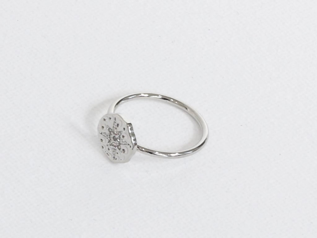 Big Metal London Linette Star Charm Ring