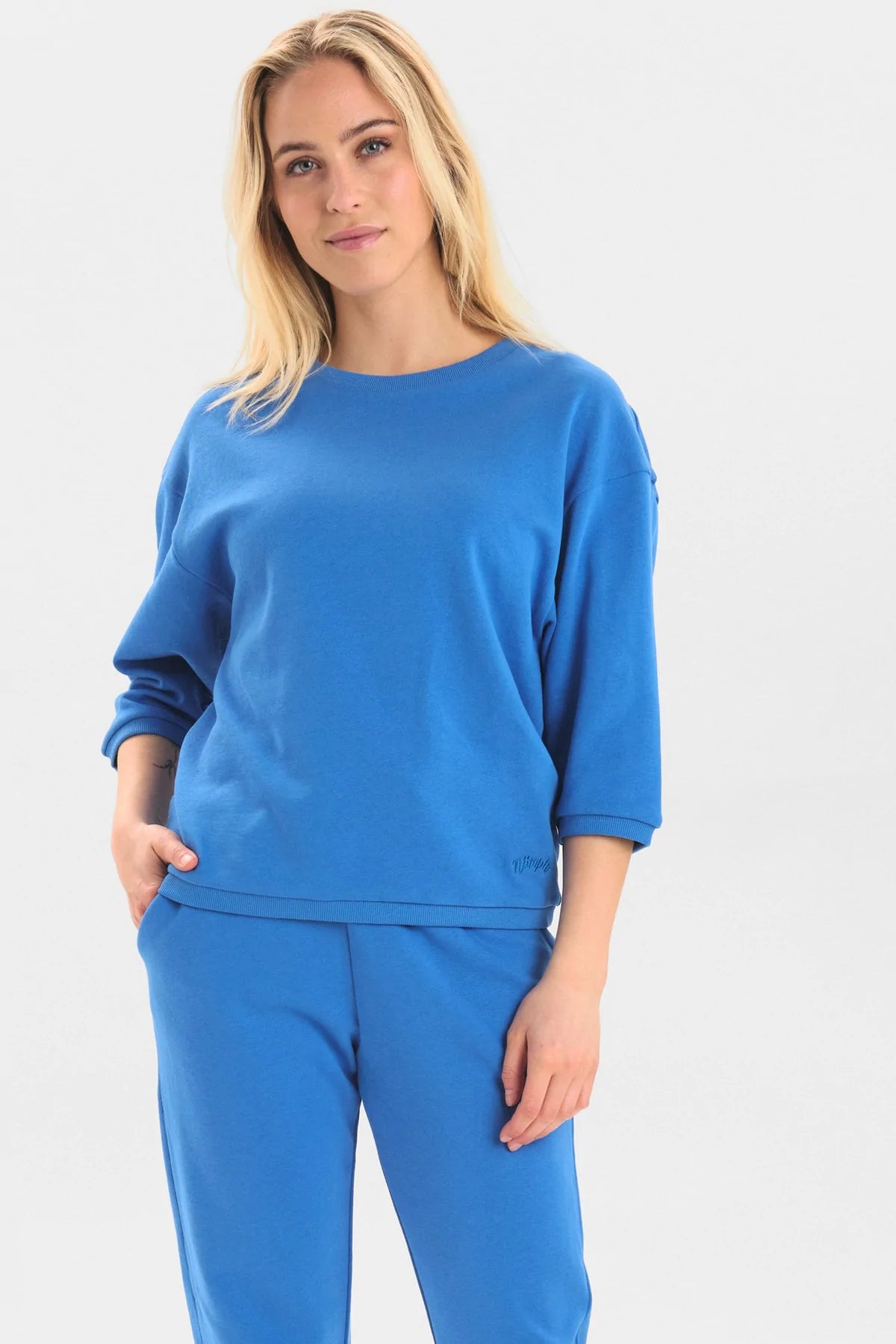 NUBRIANNI BLOUSE - PALACE BLUE